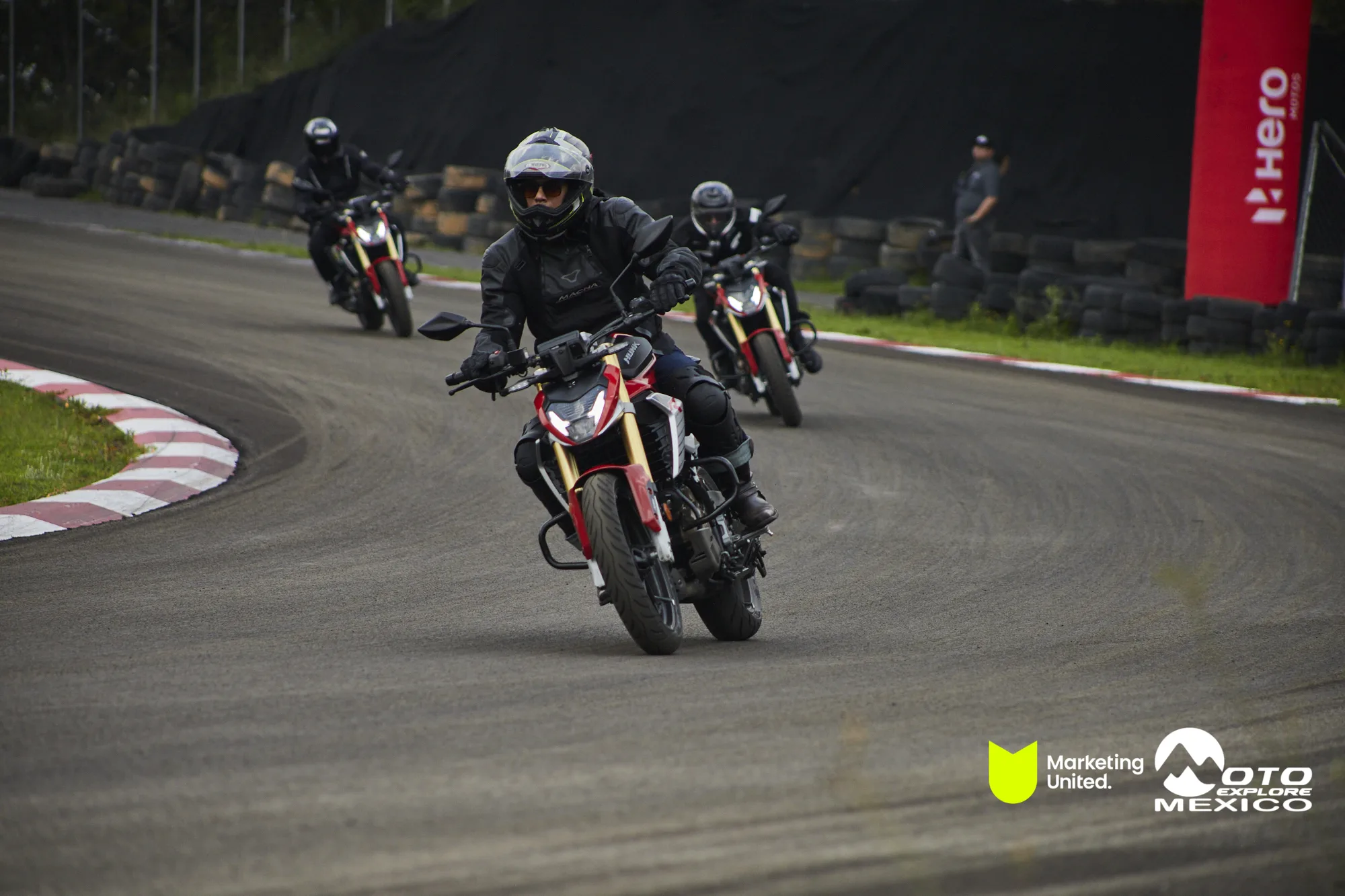 HUNK TRACKDAY 413